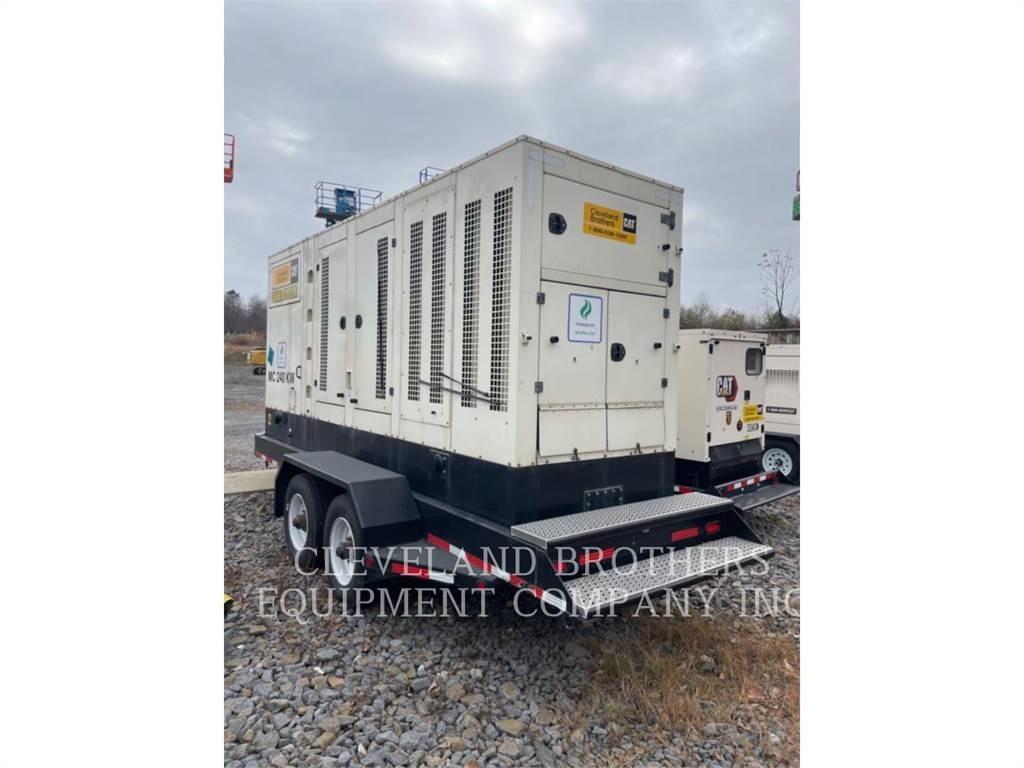 CAT XQG240 مولدات أخرى
