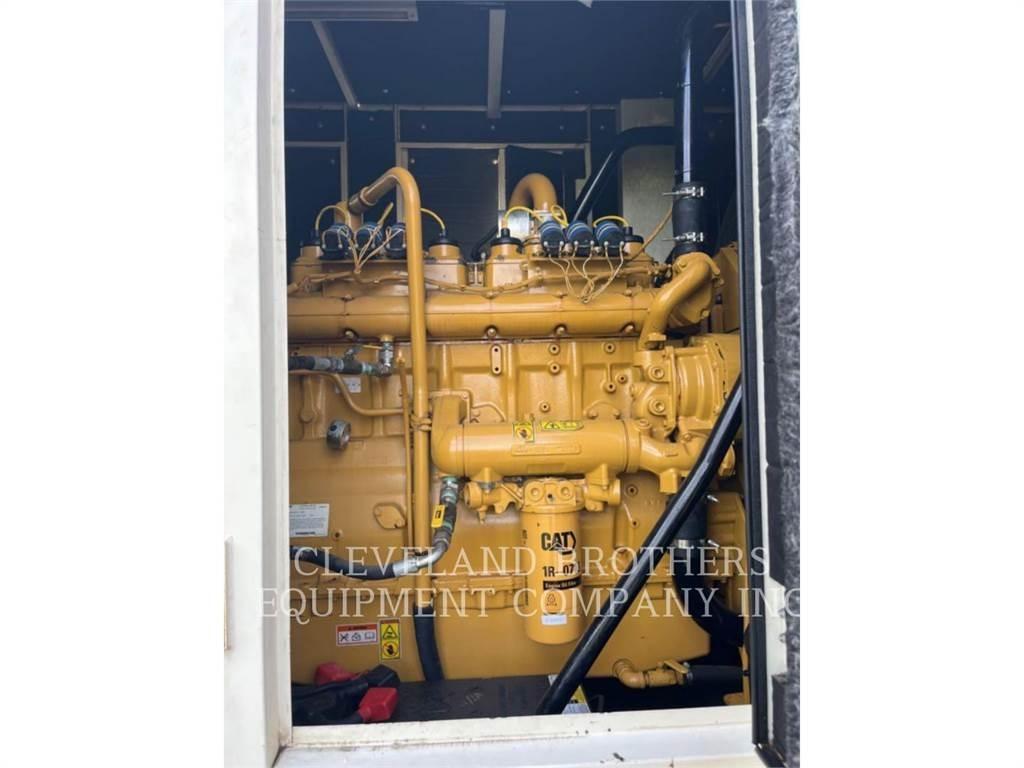 CAT XQG240 مولدات أخرى