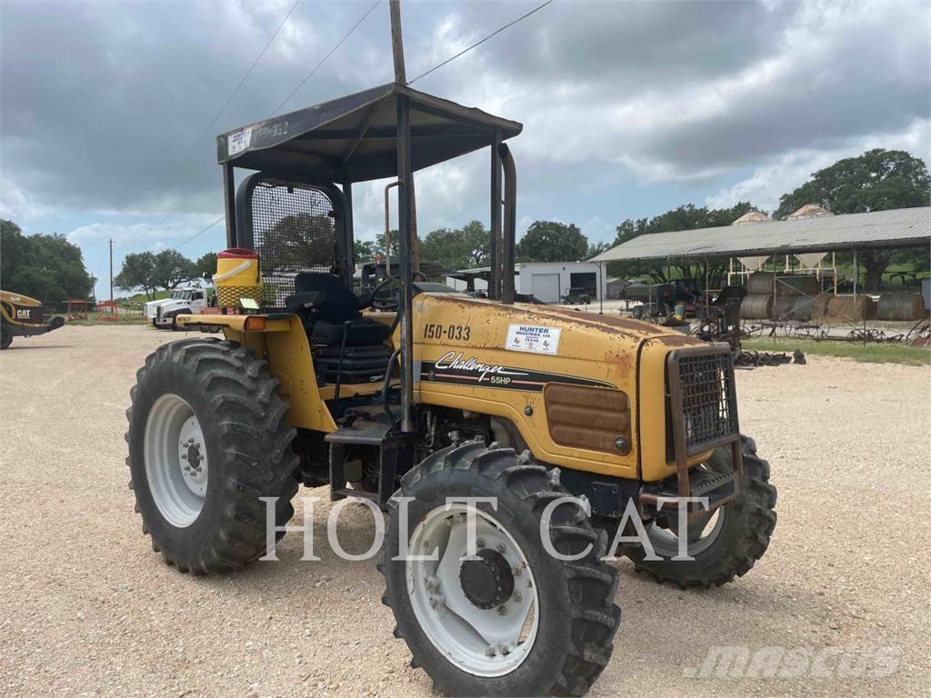 Challenger MT425 الجرارات