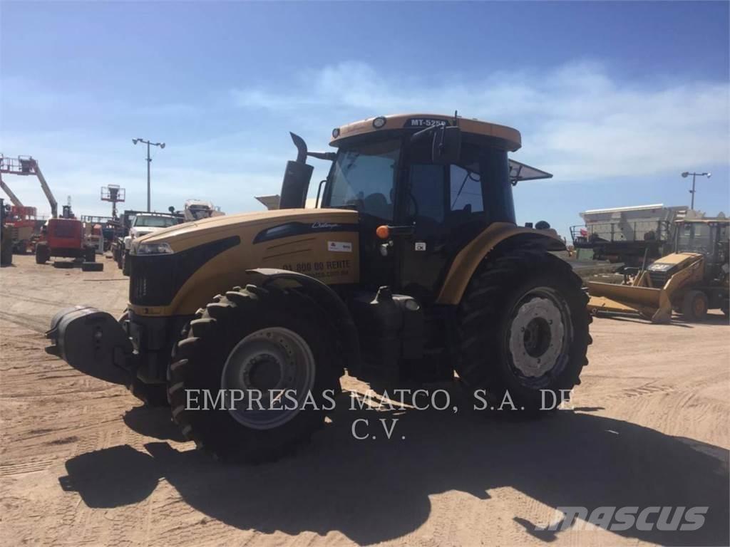 Challenger MT525D 4WD الجرارات