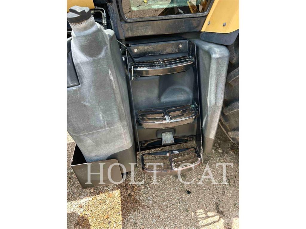 Challenger MT535B الجرارات