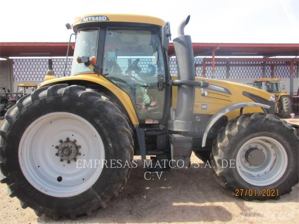 Challenger MT545D 4WD الجرارات