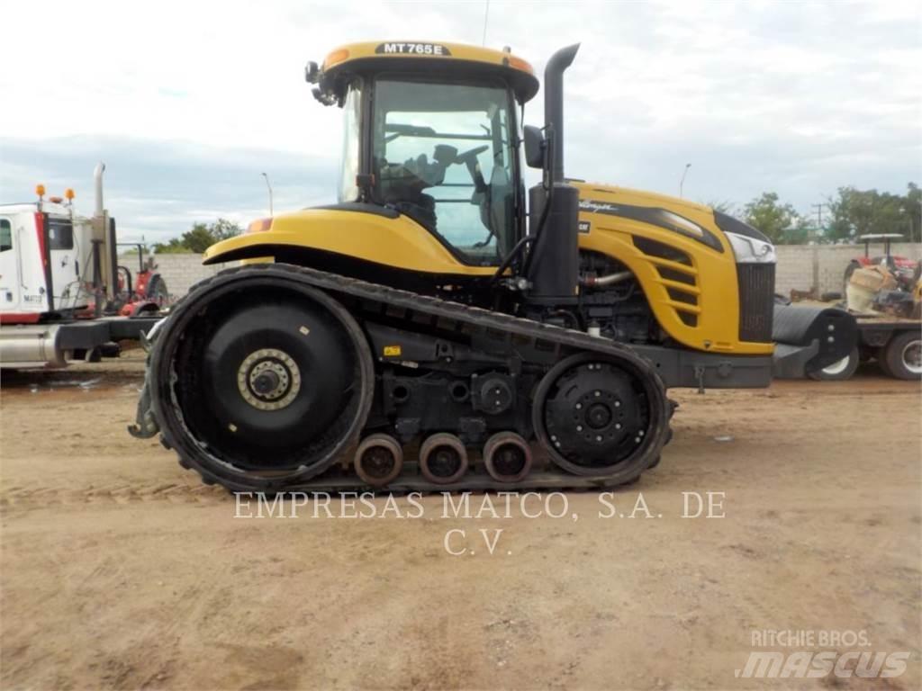 Challenger MT765E الجرارات