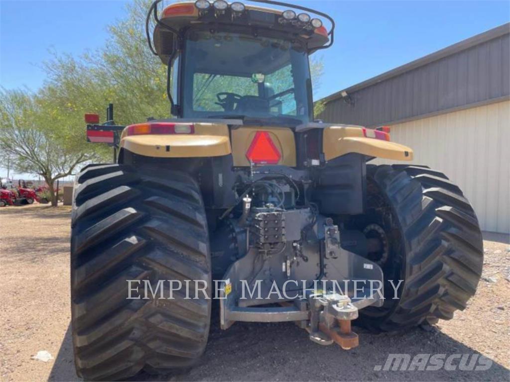 Challenger MT875E الجرارات