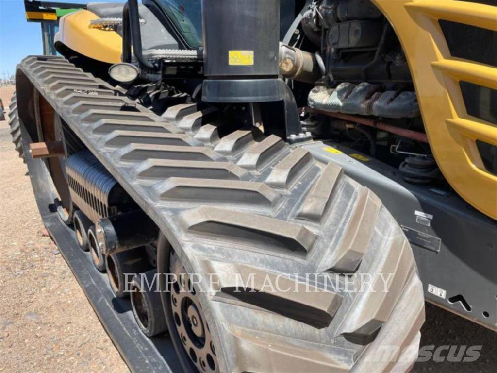 Challenger MT875E الجرارات