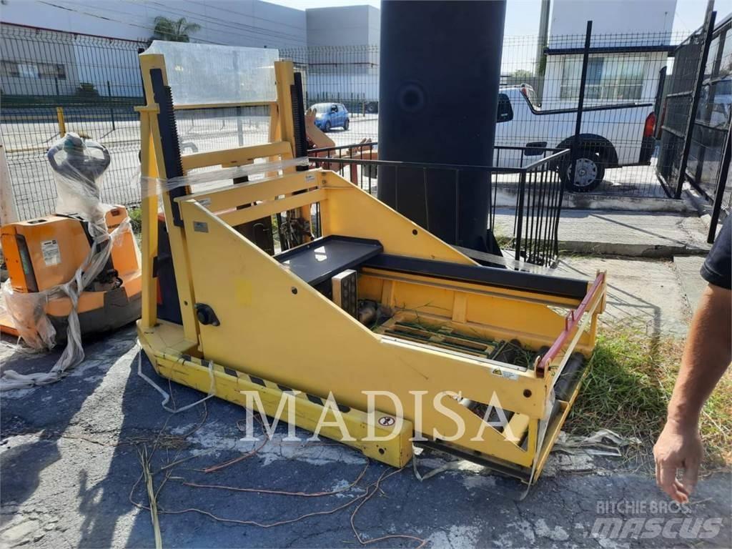  DEKA 40-M-44 أخرى