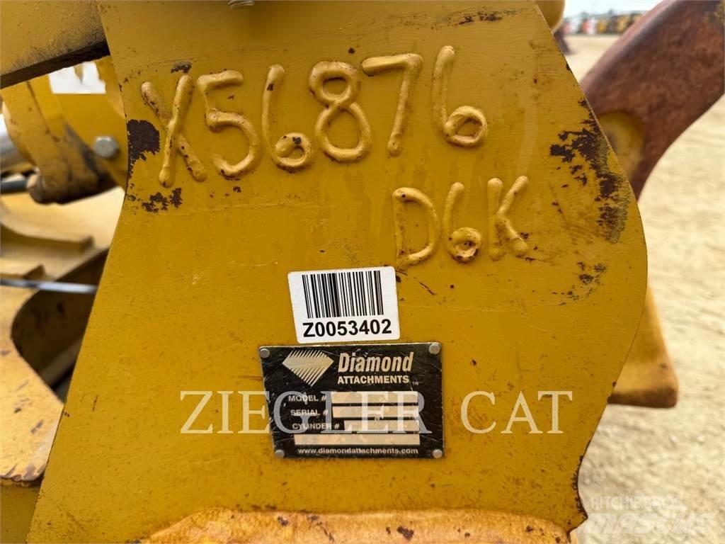 Diamond Attachments 21J خداشات