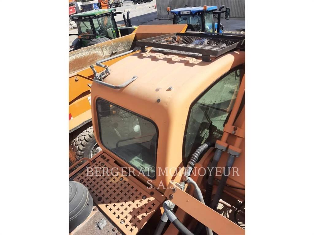 Doosan DX480LC حفارات زحافة