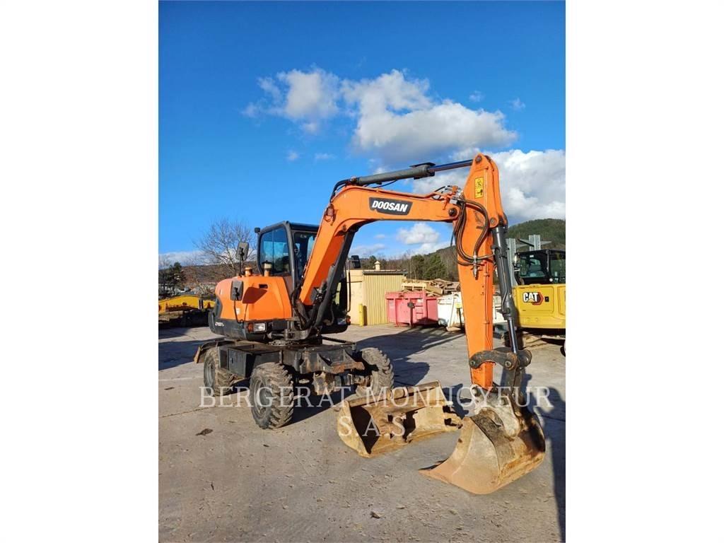 Doosan DX57W-7 حفارات بعجل