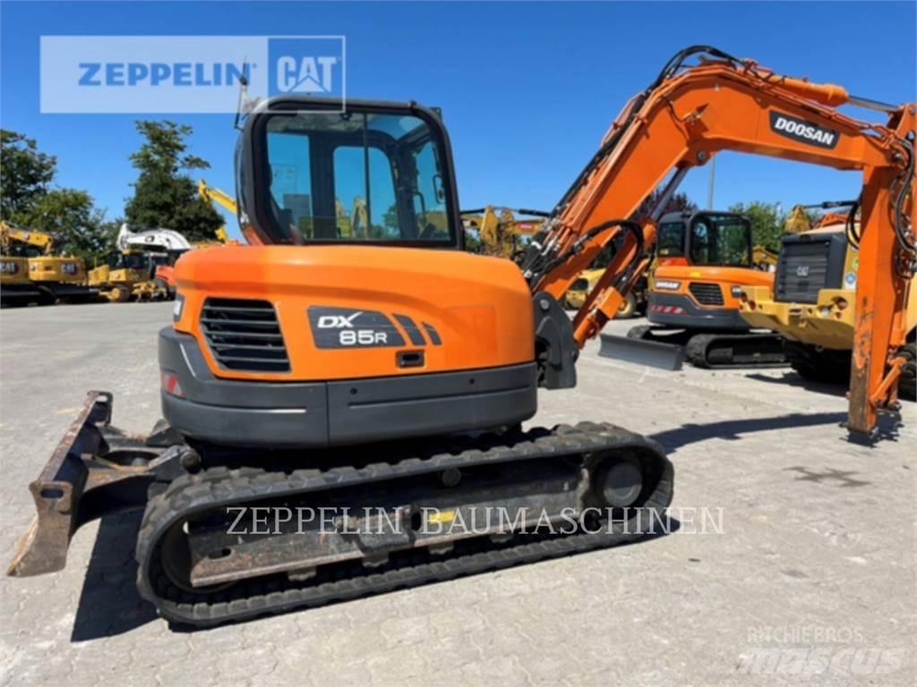 Doosan DX85R-3 حفارات زحافة