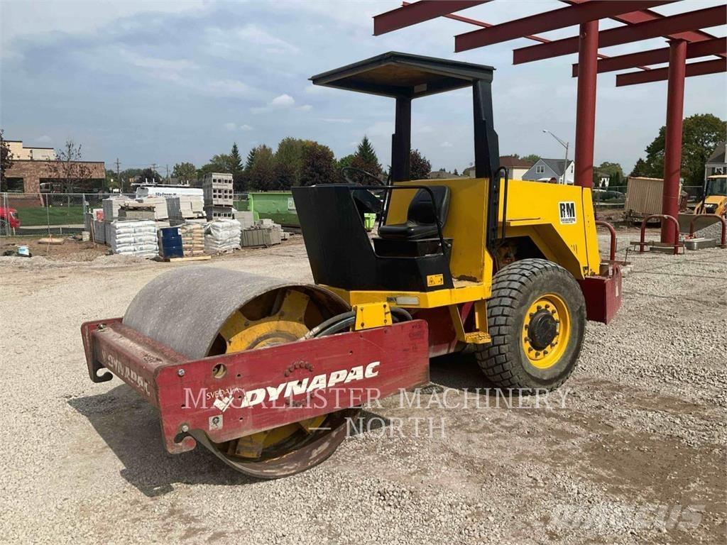 Dynapac CA151D مداحل أحادية الأسطوانة