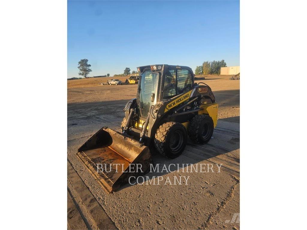 Ford / New Holland L318 لوادر انزلاقية التوجيه