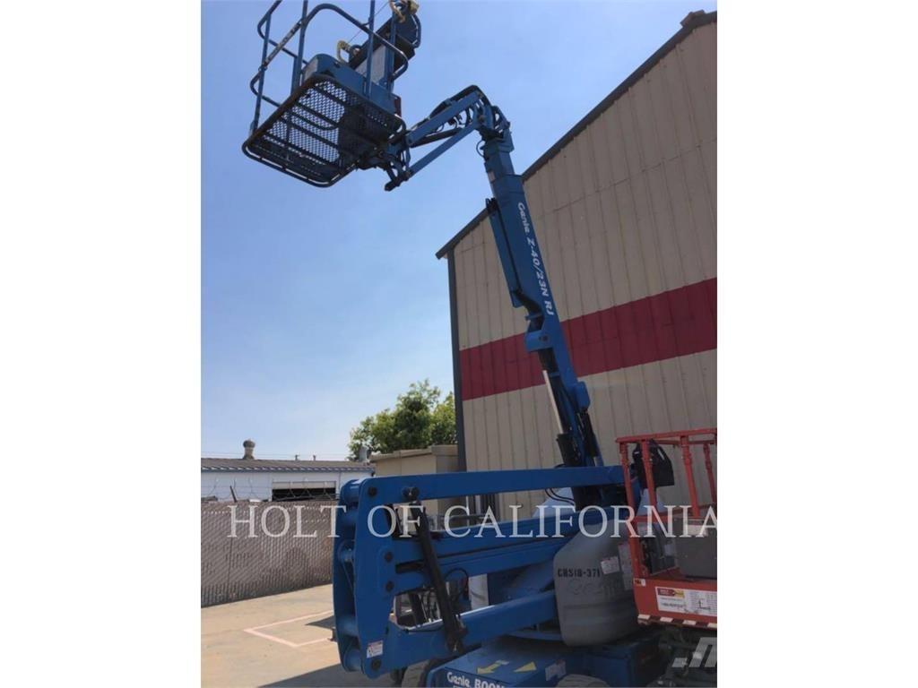 Genie BOOM Z40 رافعات سلة مفصلية