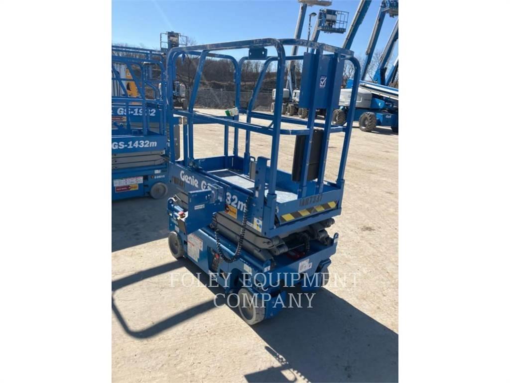 Genie GS1432 رافعات مقصية الشكل