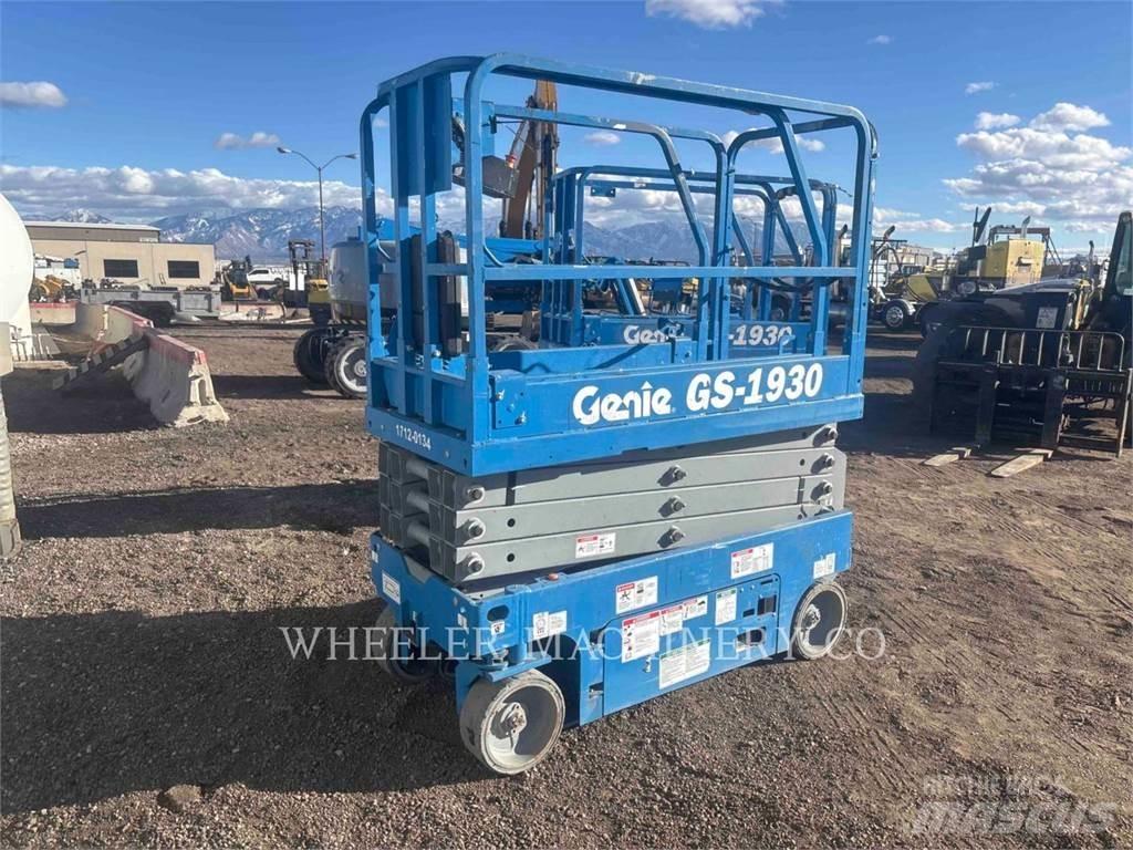 Genie GS1930 رافعات مقصية الشكل