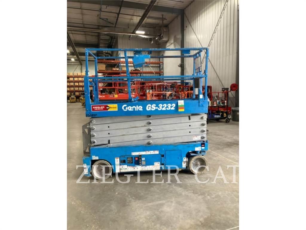 Genie GS3232 رافعات مقصية الشكل