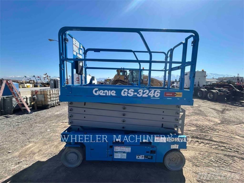 Genie GS3246 رافعات مقصية الشكل