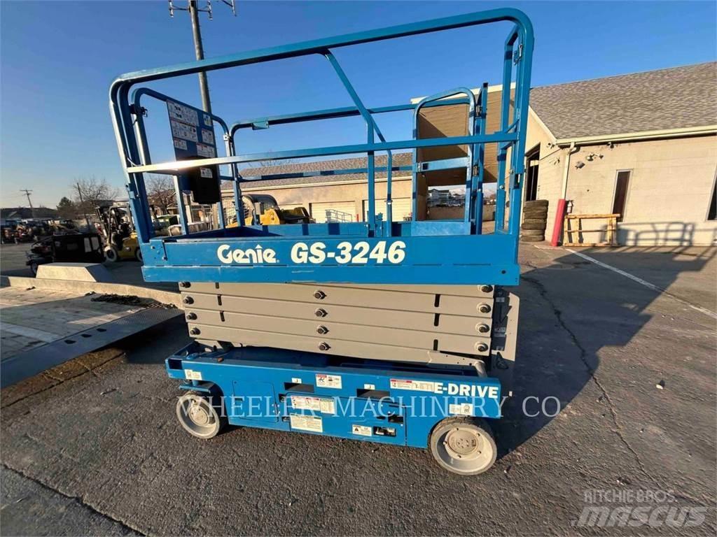 Genie GS3246 رافعات مقصية الشكل