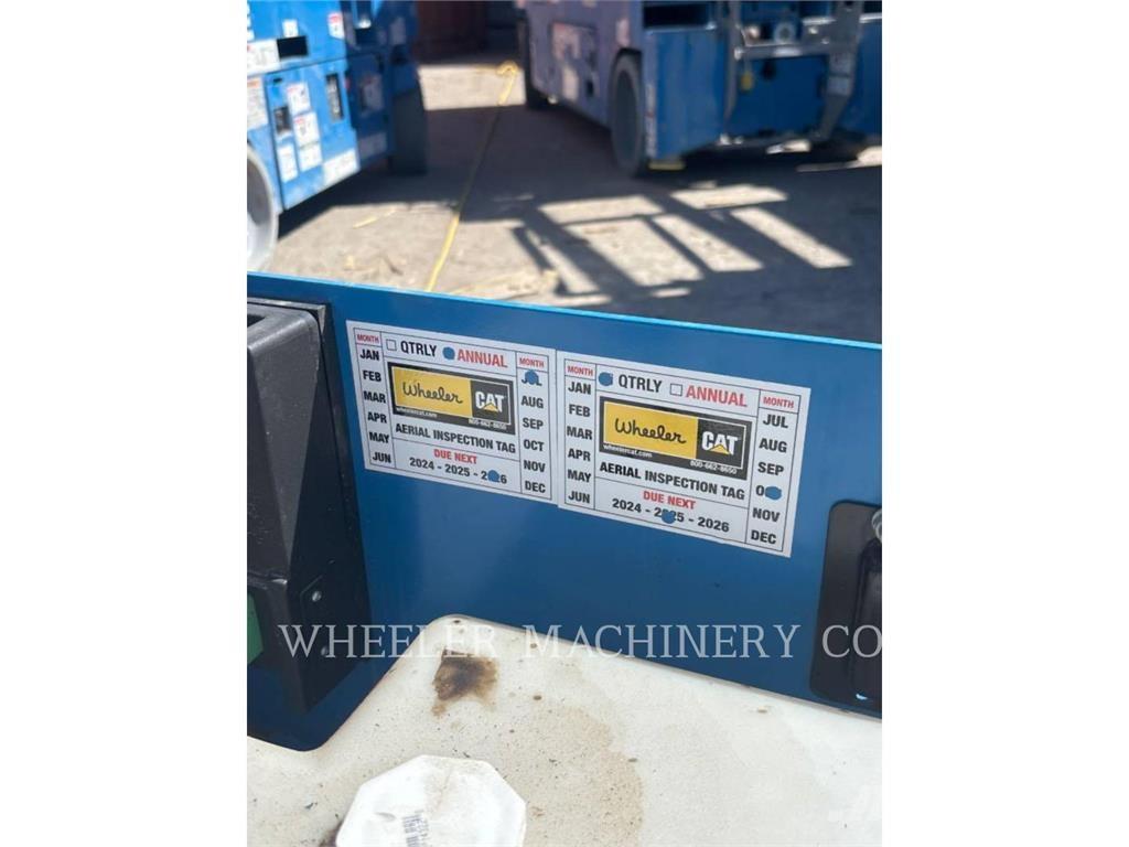Genie GS3246 رافعات مقصية الشكل