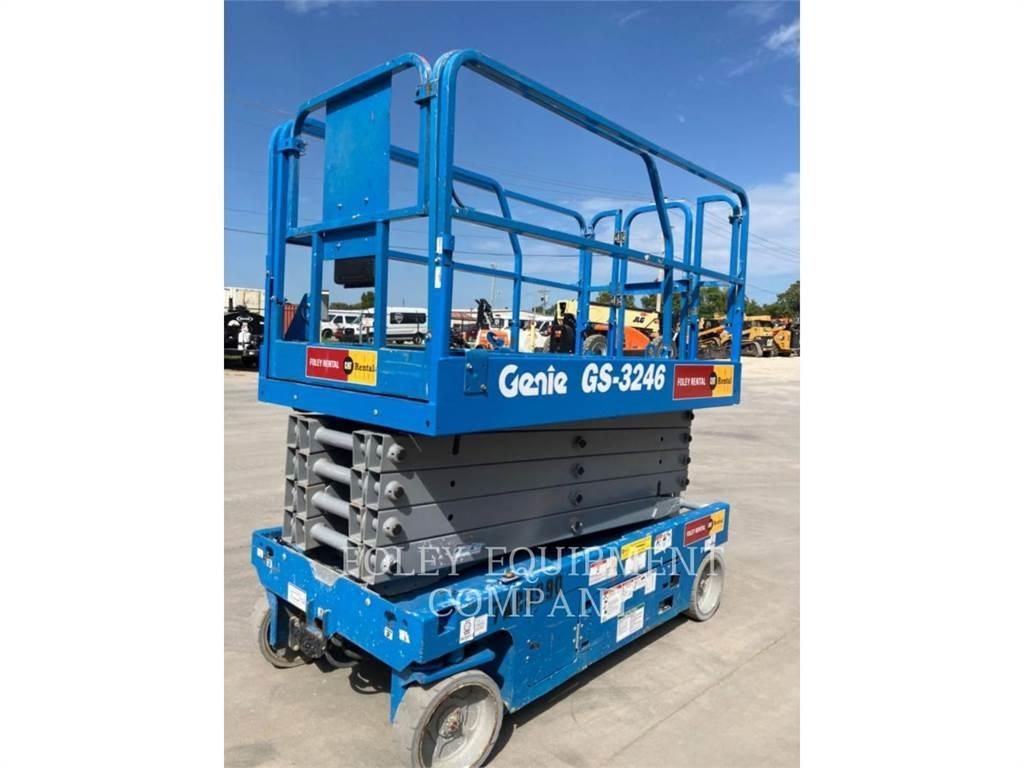 Genie GS3246 رافعات مقصية الشكل