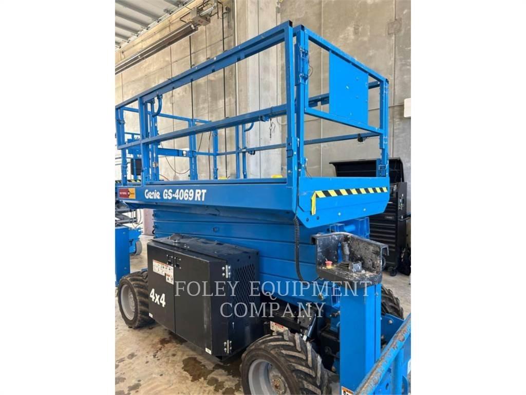 Genie GS4069RTDO رافعات مقصية الشكل