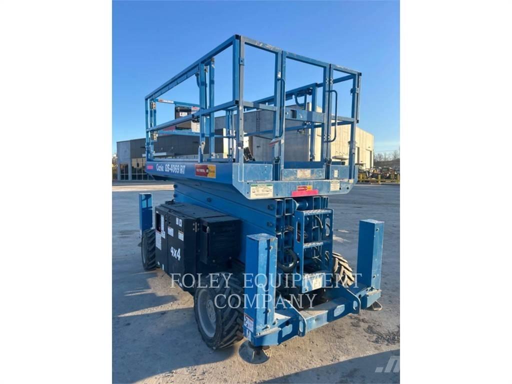 Genie GS4069RTGO رافعات مقصية الشكل
