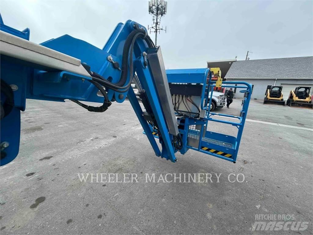 Genie GS4390 RT رافعات مقصية الشكل