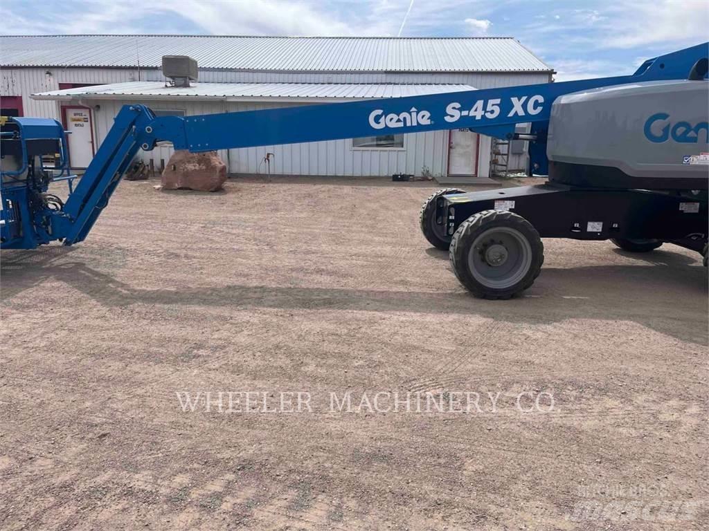 Genie S45XC رافعات سلة مفصلية