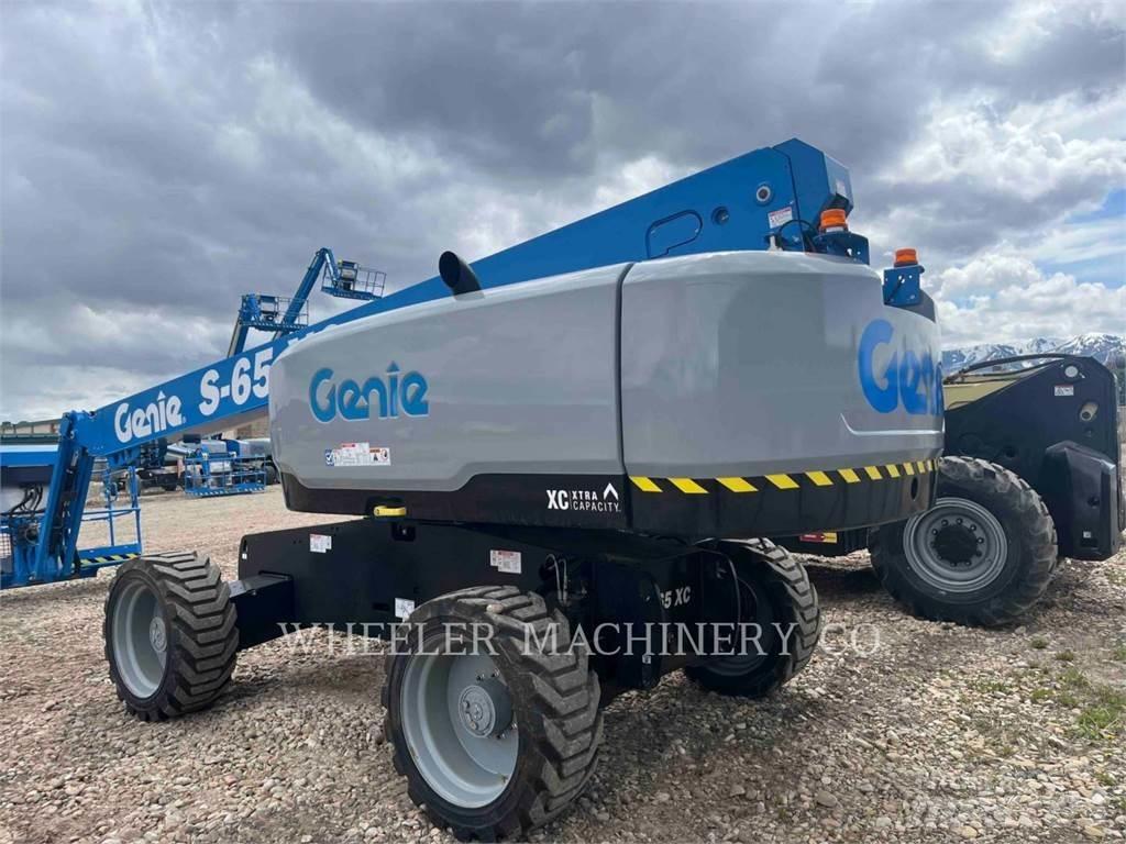 Genie S65XC رافعات سلة مفصلية