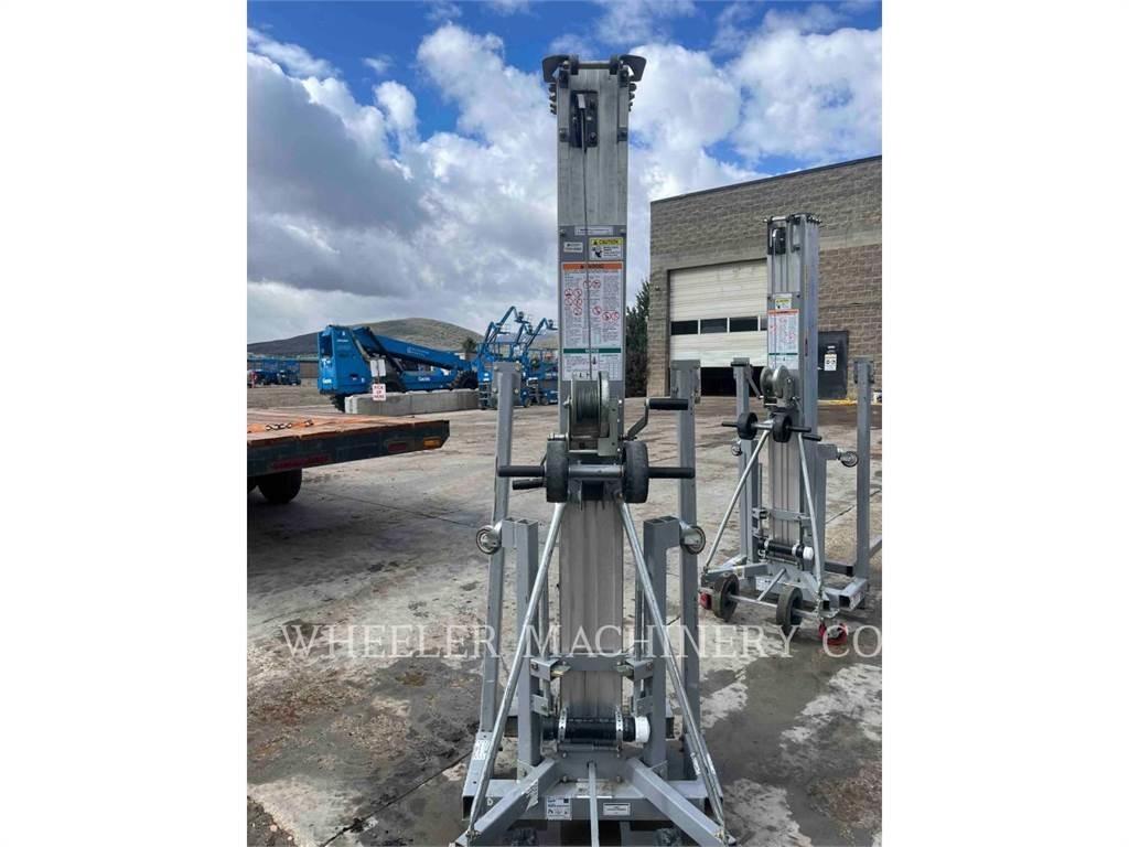 Genie SLC-24 رافعات مقصية الشكل