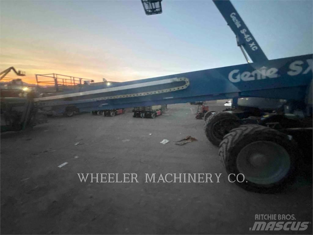 Genie SX125XC رافعات سلة مفصلية