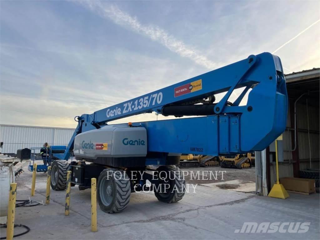 Genie ZX13570D4W رافعات سلة مفصلية