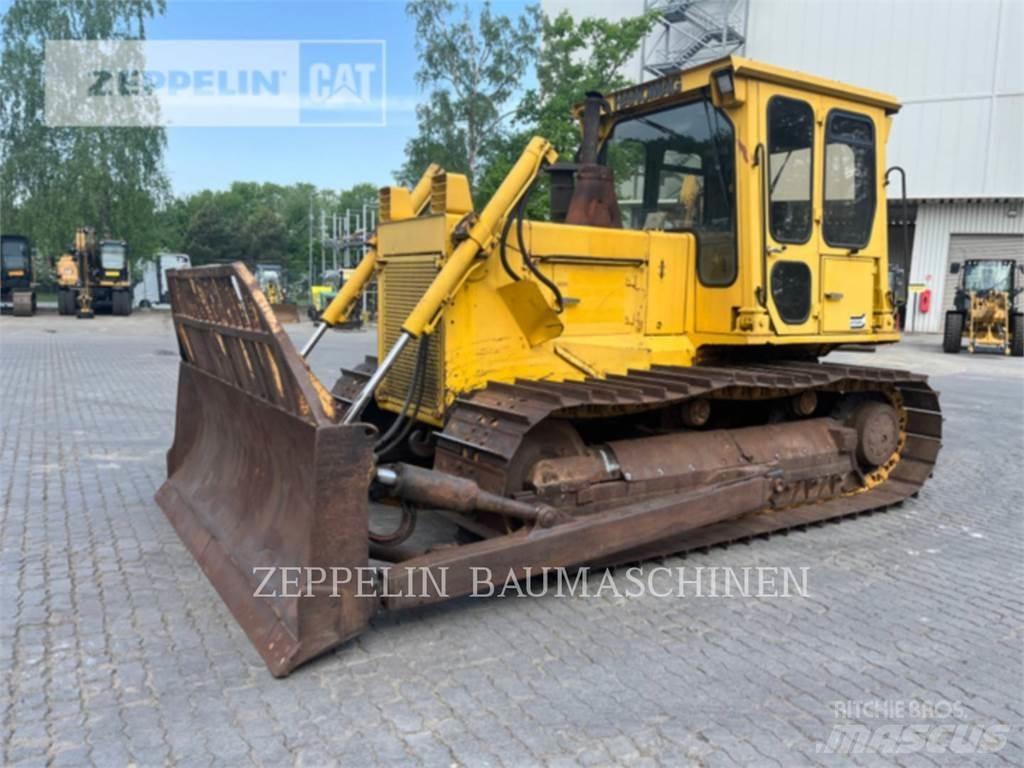Hanomag (KOMATSU) D500E بلدوزرات مجنزرة
