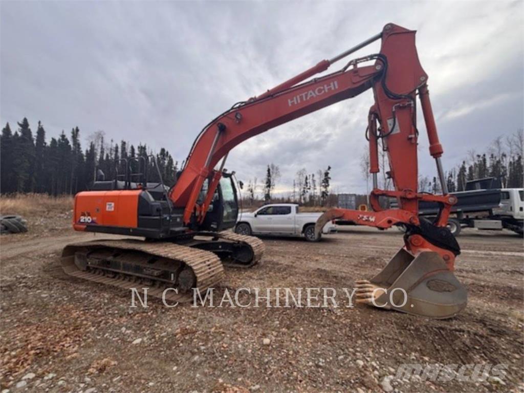 Hitachi 210 حفارات زحافة