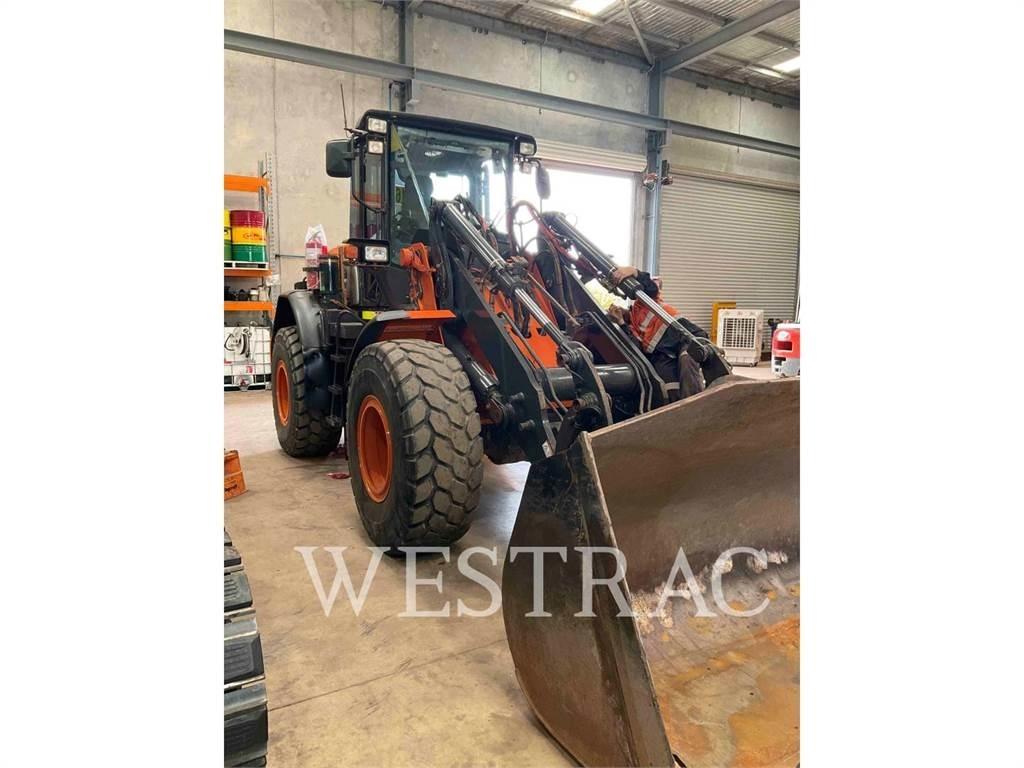 Hitachi ZW180-5B لوادر بعجل