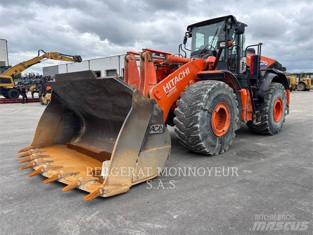 Hitachi ZW370.6 لوادر بعجل