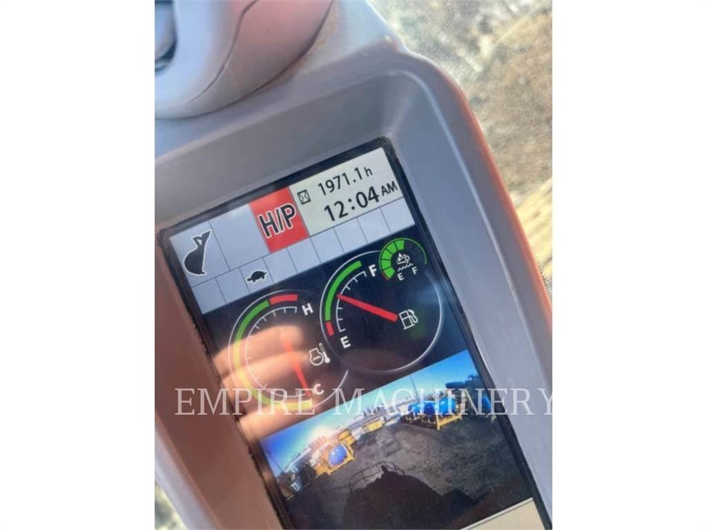 Hitachi ZX135US-6 حفارات زحافة