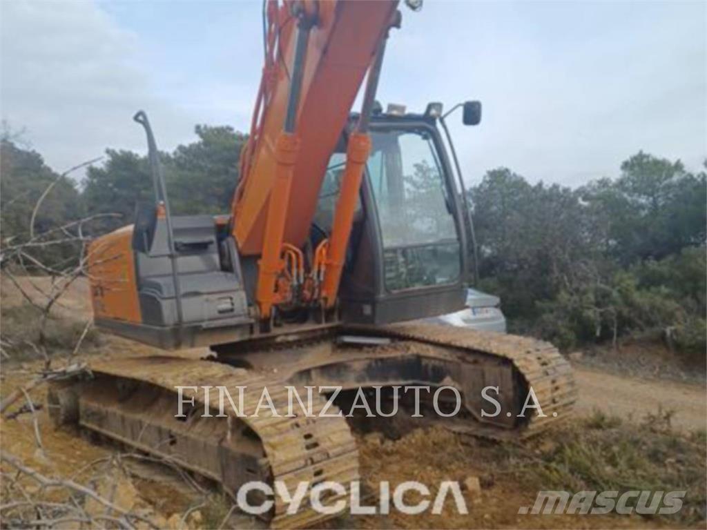 Hitachi ZX210 حفارات زحافة
