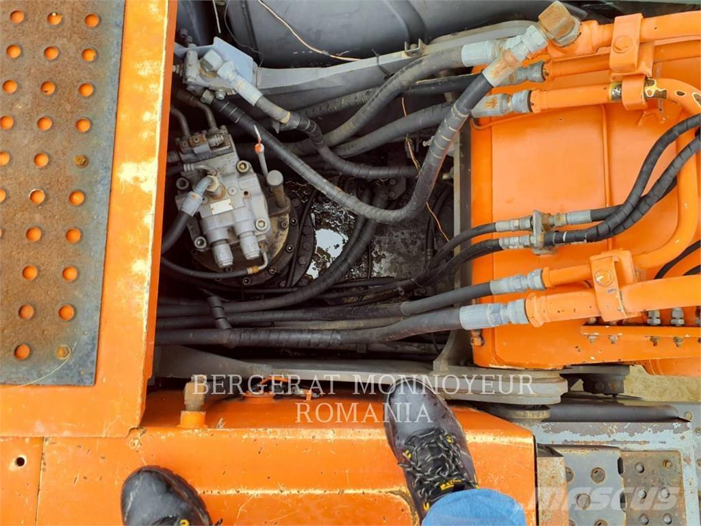 Hitachi ZX2400N-3 حفارات زحافة