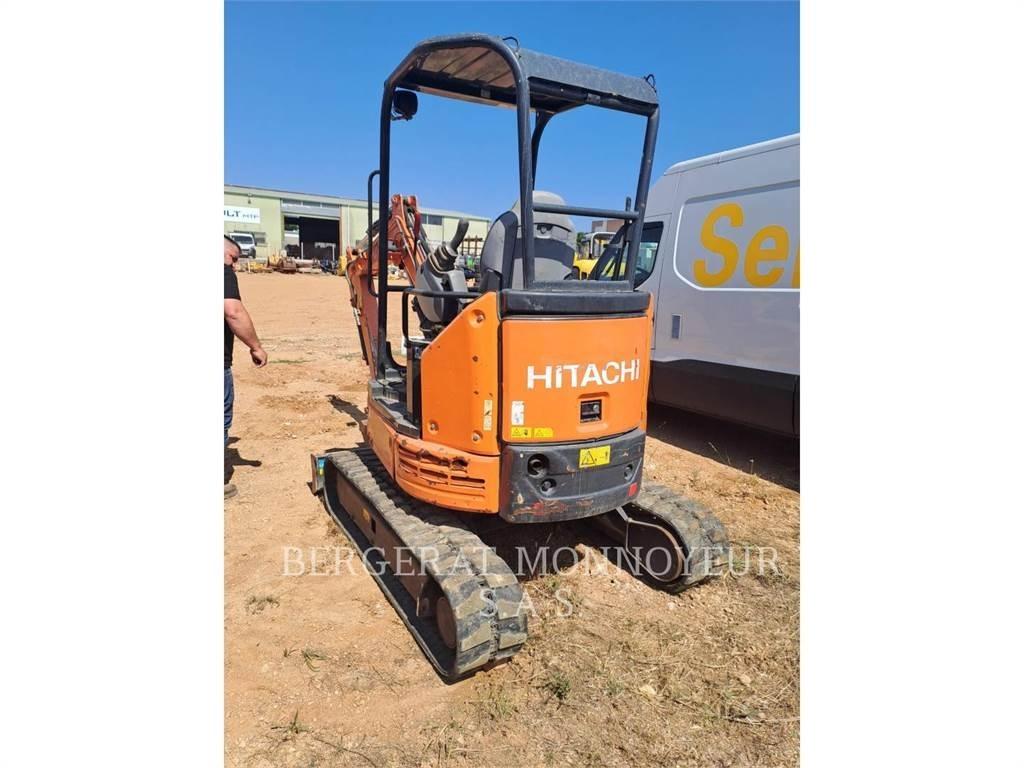 Hitachi ZX26U حفارات زحافة