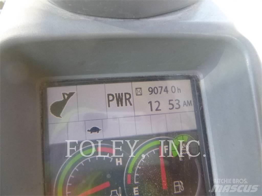 Hitachi ZX380LC-6N حفارات زحافة