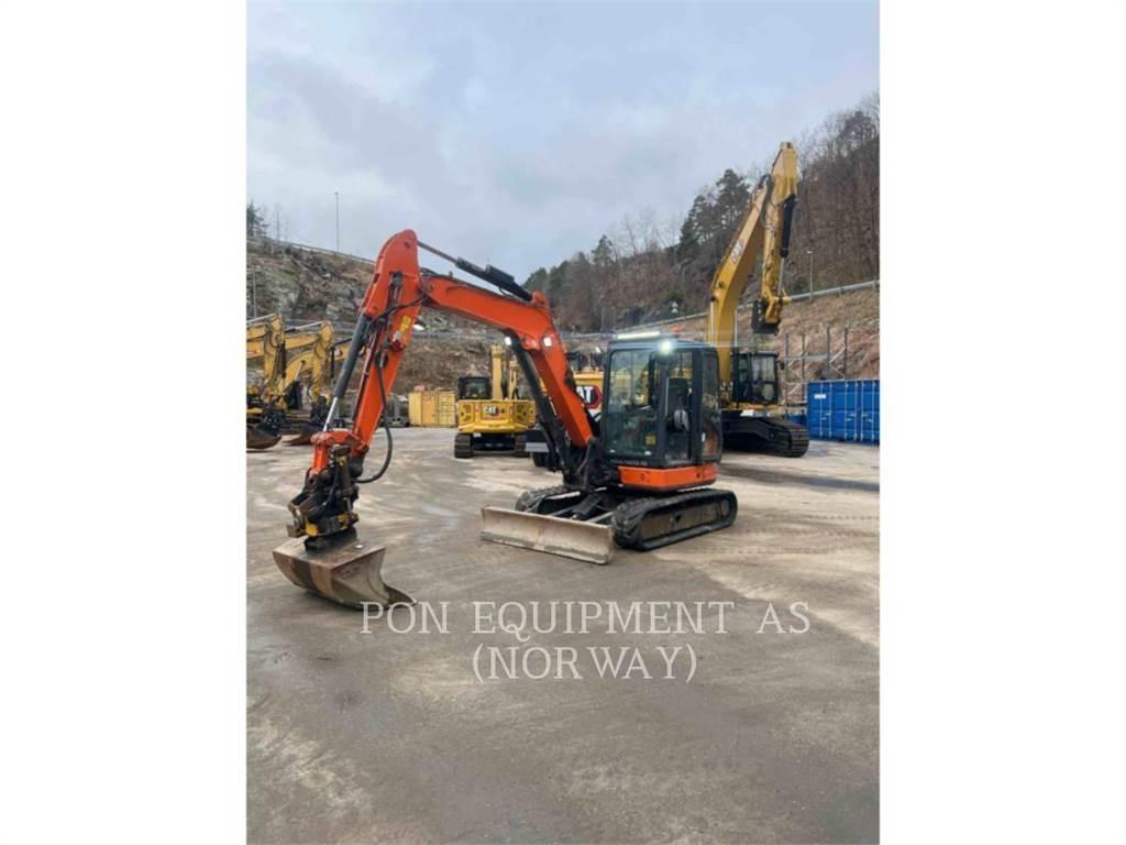 Hitachi ZX65 حفارات زحافة
