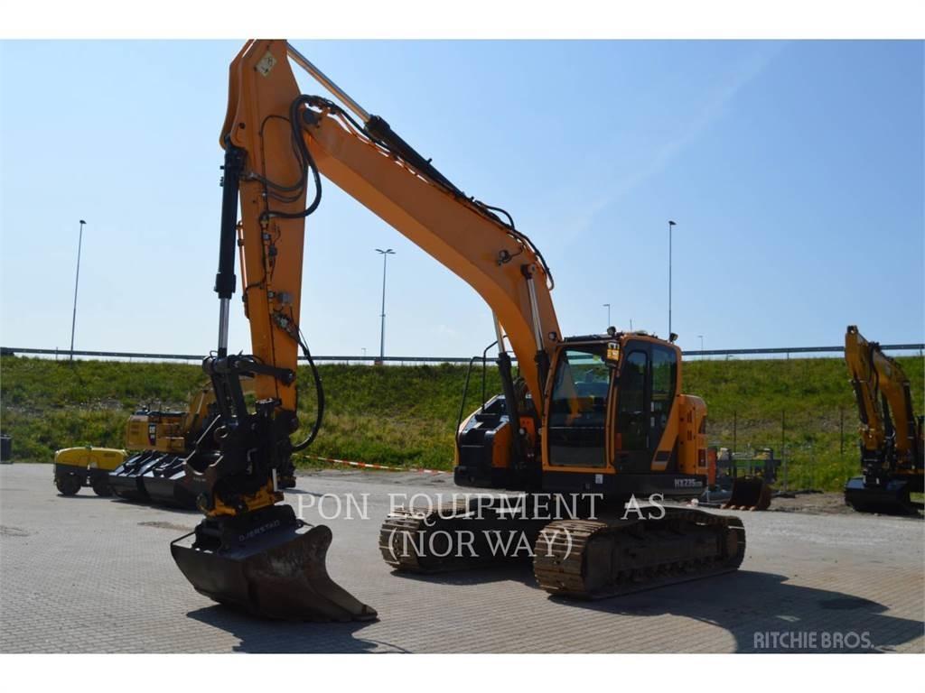 Hyundai HX235LCR حفارات زحافة