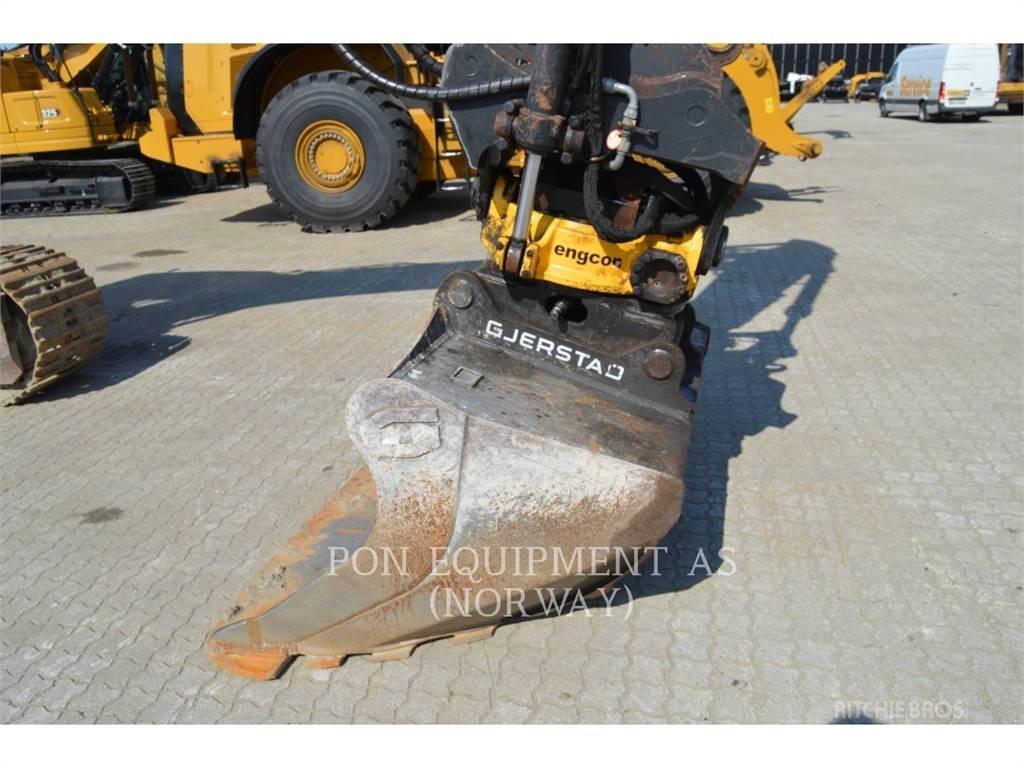 Hyundai HX235LCR حفارات زحافة