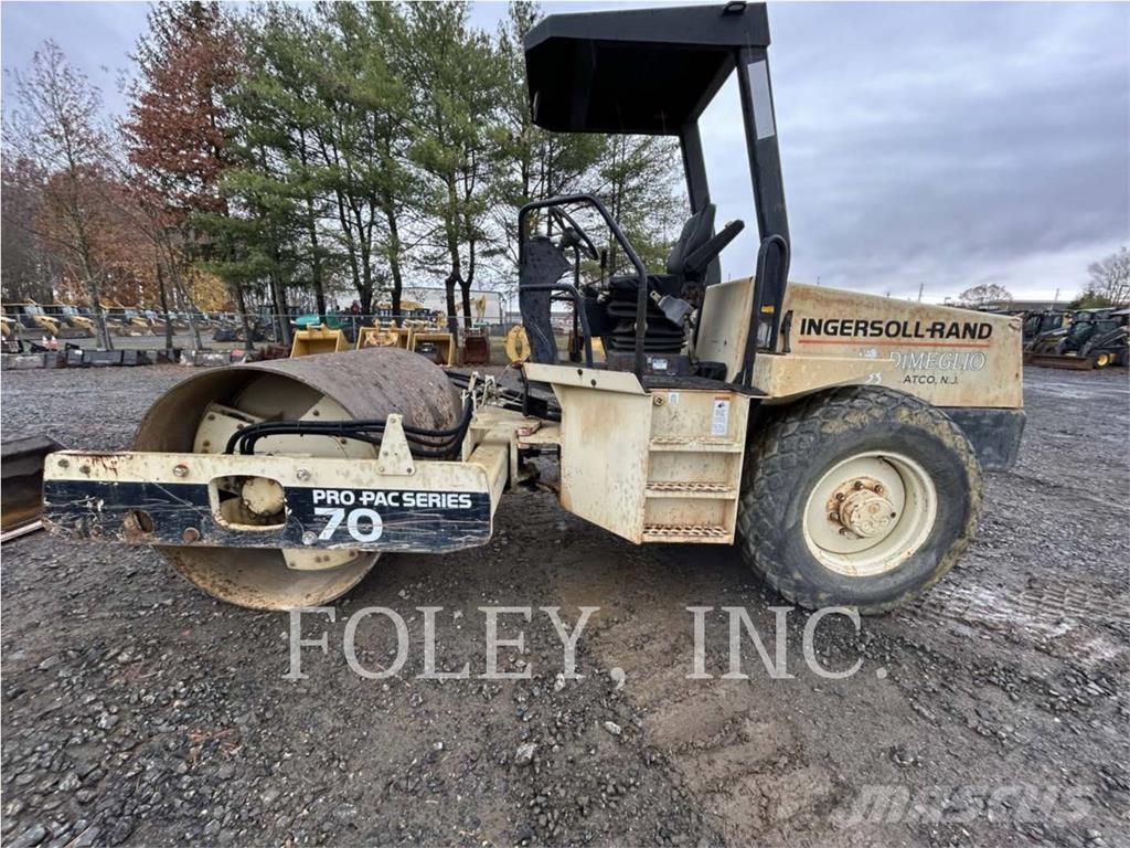 Ingersoll Rand SD70 مداحل أحادية الأسطوانة