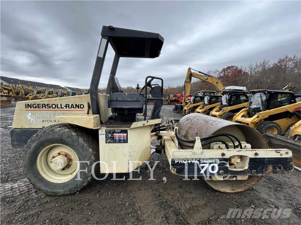 Ingersoll Rand SD70 مداحل أحادية الأسطوانة