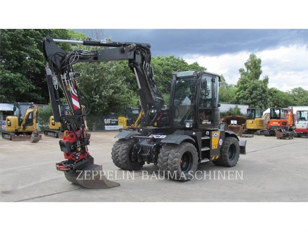 JCB 110W حفارات بعجل