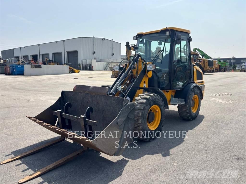 JCB 407 لوادر بعجل