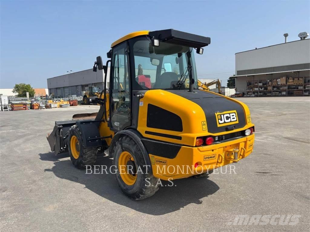 JCB 407 لوادر بعجل