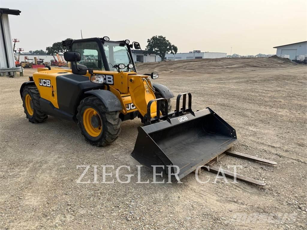 JCB 525-60 مناولات متداخلة